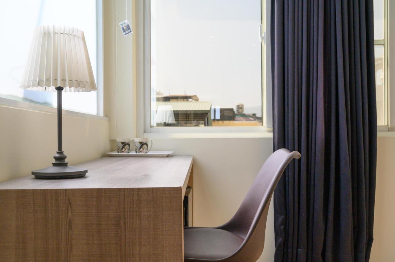 Sleepie Muti-Minsu Center Apartment Каосюн Екстериор снимка